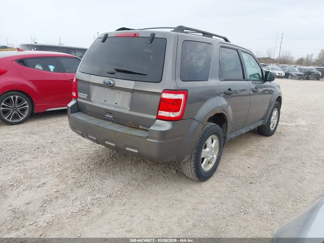 2011 Ford Escape Xlt მანქანა იყიდება აუქციონზე, vin: 1FMCU0D73BKB11993, აუქციონის ნომერი: 44745073