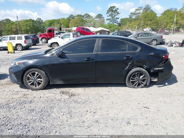 44745085 :رقم المزاد ، 3KPF24AD1NE493876 vin ، 2022 Kia Forte Lxs مزاد بيع