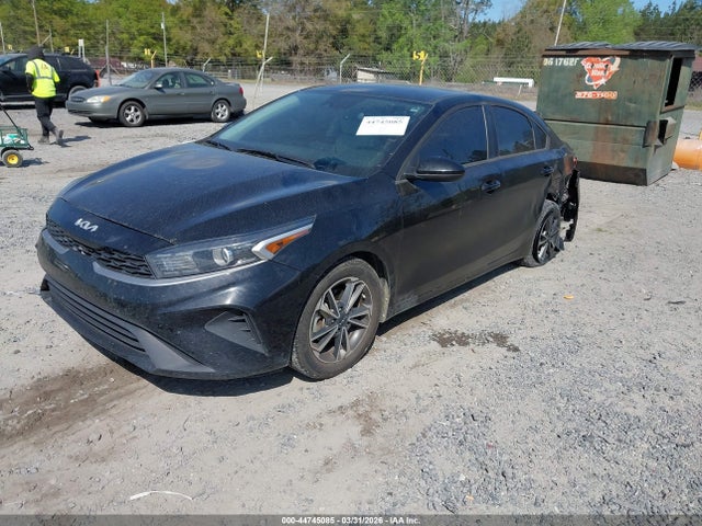44745085 :رقم المزاد ، 3KPF24AD1NE493876 vin ، 2022 Kia Forte Lxs مزاد بيع