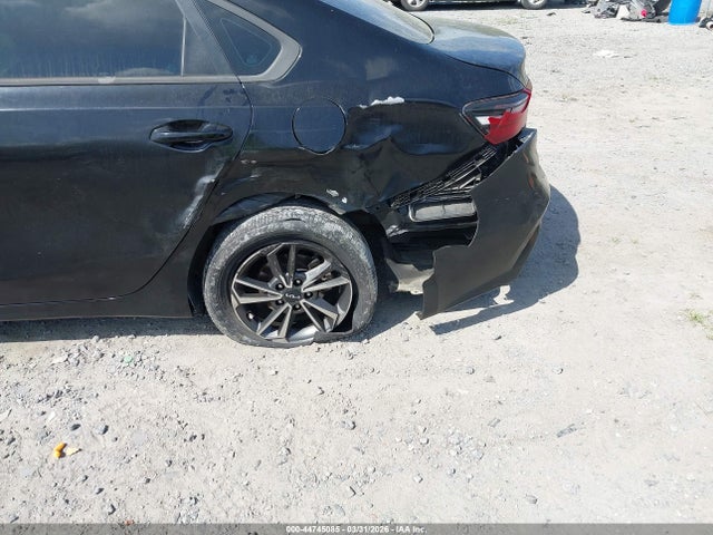 44745085 :رقم المزاد ، 3KPF24AD1NE493876 vin ، 2022 Kia Forte Lxs مزاد بيع