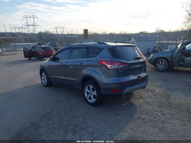 1FMCU9GX9EUE32705 Ford ESCAPE SE