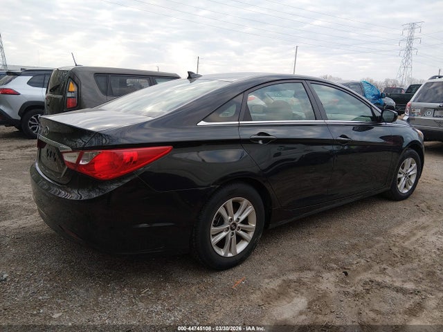 44745108 :رقم المزاد ، 5NPEB4AC6CH353480 vin ، 2012 Hyundai Sonata Gls مزاد بيع