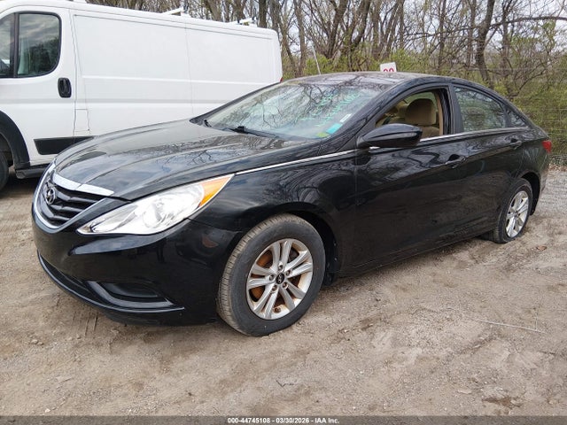 44745108 :رقم المزاد ، 5NPEB4AC6CH353480 vin ، 2012 Hyundai Sonata Gls مزاد بيع