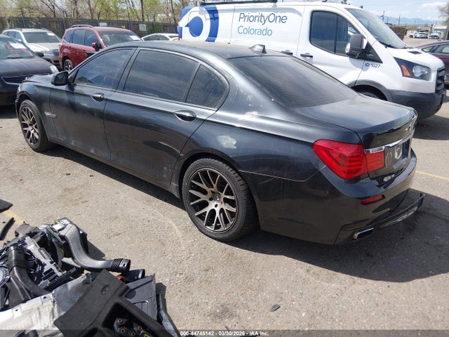 2011 BMW 750LI WBAKB8C59BC851933 Photo 2