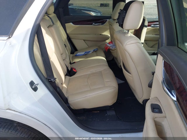 Продаж на аукціоні авто 2017 Cadillac Xt5 Premium Luxury, vin: 1GYKNERSXHZ222767, номер лоту: 44745167