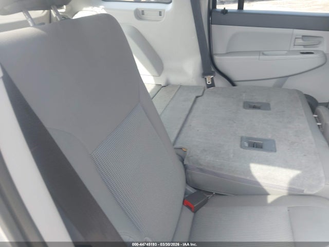 44745193 :رقم المزاد ، 1J8GN28K68W140718 vin ، 2008 Jeep Liberty Sport مزاد بيع