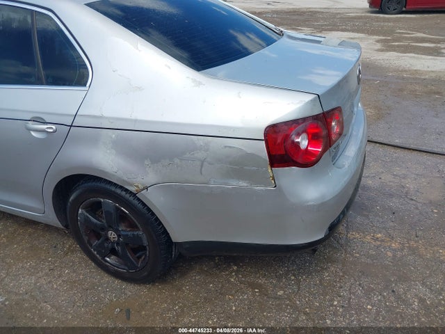 2008 Volkswagen Jetta Se მანქანა იყიდება აუქციონზე, vin: 3VWRM71K18M089426, აუქციონის ნომერი: 44745233