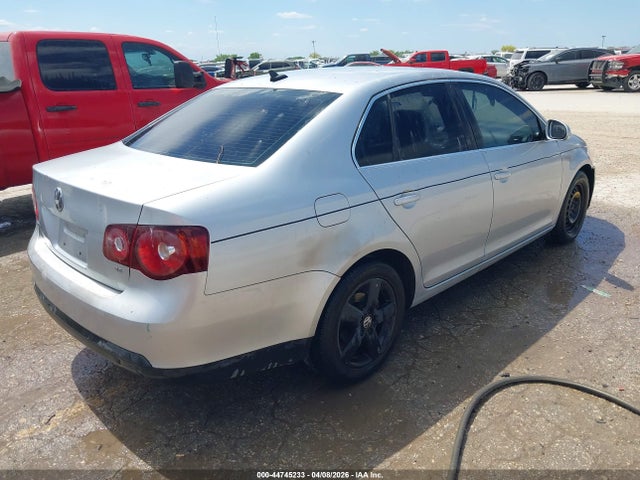 2008 Volkswagen Jetta Se მანქანა იყიდება აუქციონზე, vin: 3VWRM71K18M089426, აუქციონის ნომერი: 44745233