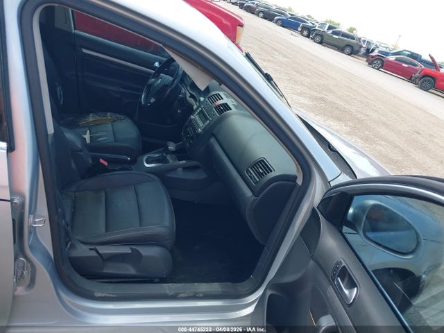 2008 Volkswagen Jetta Se მანქანა იყიდება აუქციონზე, vin: 3VWRM71K18M089426, აუქციონის ნომერი: 44745233