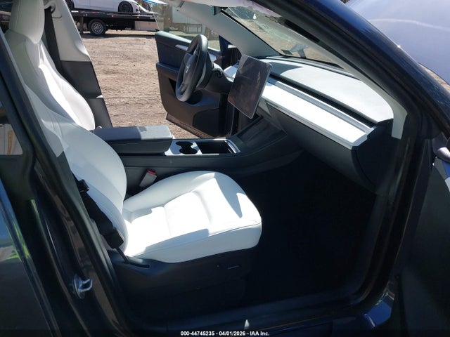 44745235 :رقم المزاد ، 7SAYGDEF4PF704980 vin ، 2023 Tesla Model Y Performance Dual Motor All-wheel Drive مزاد بيع