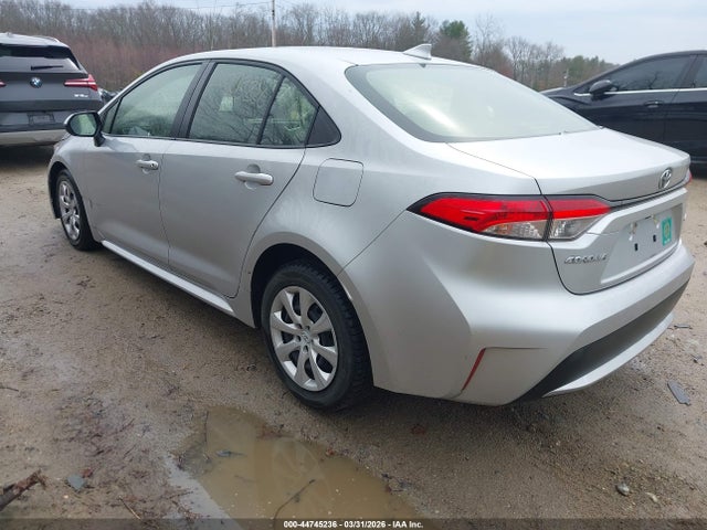 2022 Toyota Corolla Le მანქანა იყიდება აუქციონზე, vin: JTDEPMAE8N3011899, აუქციონის ნომერი: 44745236
