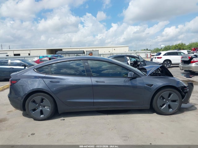 Продаж на аукціоні авто 2022 Tesla Model 3 Long Range Dual Motor All-wheel Drive, vin: 5YJ3E1EB3NF170814, номер лоту: 44745302