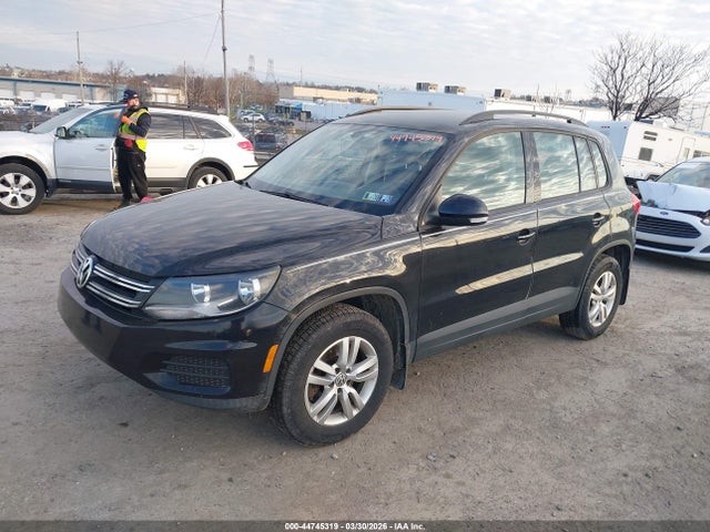 2017 Volkswagen Tiguan 2.0t/2.0t S მანქანა იყიდება აუქციონზე, vin: WVGBV7AX9HK030530, აუქციონის ნომერი: 44745319