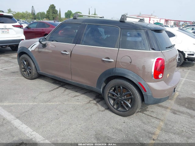 2012 MINI COOPER COUNTRYMAN WMWZB3C57CWM05734 Photo 2