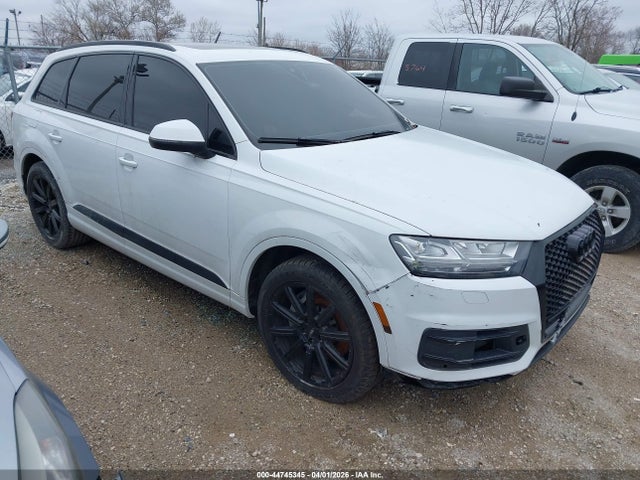 2018 AUDI Q7 WA1LAAF73JD001085