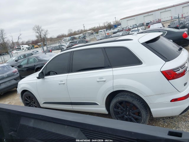 Продаж на аукціоні авто 2018 Audi Q7 3.0t Premium, vin: WA1LAAF73JD001085, номер лоту: 44745345