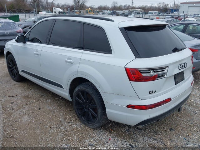 2018 AUDI Q7 WA1LAAF73JD001085 Photo 2