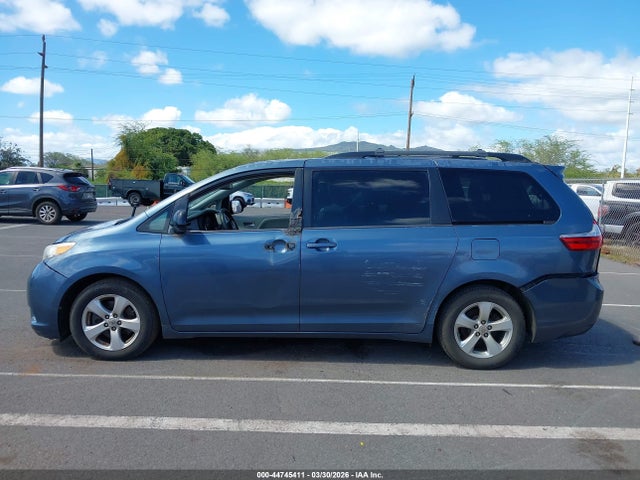 Aukcja sprzedaży 2015 Toyota Sienna Le 7 Passenger/le 8 Passenger, vin: 5TDKK3DC1FS649434, numer aukcji: 44745411