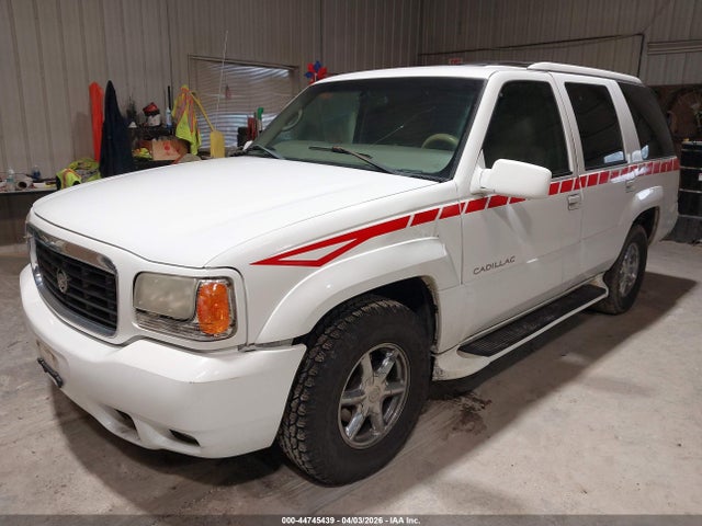 2000 CADILLAC ESCALADE 1GYEK63R2YR223347 Photo 1