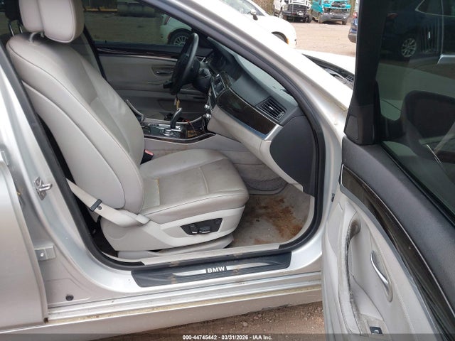 2011 BMW 528I WBAFR1C53BC747121 Photo 4