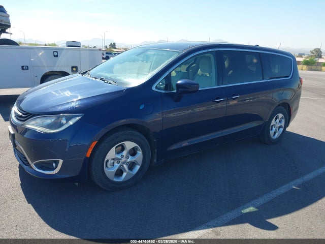 2017 CHRYSLER PACIFICA HYBRID 2C4RC1H77HR765083 Photo 1