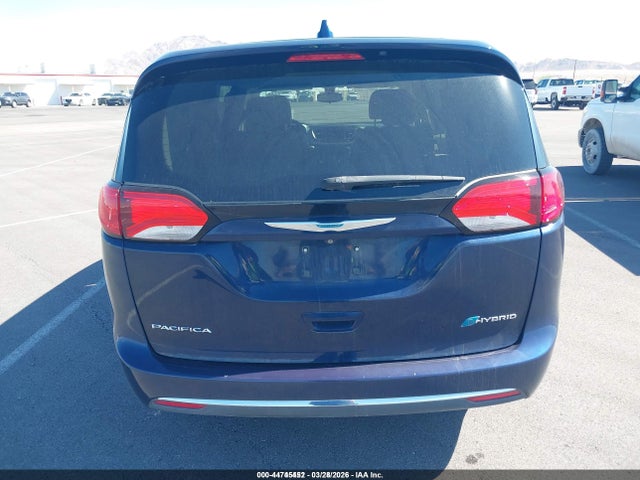2017 Chrysler Pacifica Hybrid Touring Plus მანქანა იყიდება აუქციონზე, vin: 2C4RC1H77HR765083, აუქციონის ნომერი: 44745452