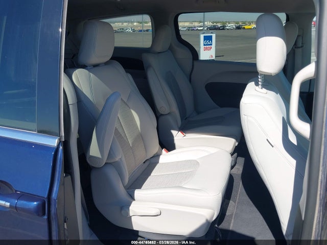 2017 CHRYSLER PACIFICA HYBRID 2C4RC1H77HR765083 Photo 7