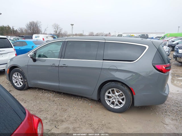 2023 Chrysler Pacifica Touring L მანქანა იყიდება აუქციონზე, vin: 2C4RC1BG8PR606290, აუქციონის ნომერი: 44745467