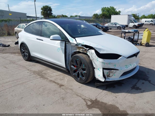 Продаж на аукціоні авто 2026 Tesla Model X Plaid, vin: 7SAXCBE6XTF483648, номер лоту: 44745472