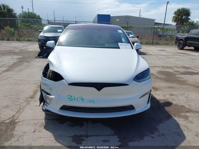 2026 Tesla Model X Plaid მანქანა იყიდება აუქციონზე, vin: 7SAXCBE6XTF483648, აუქციონის ნომერი: 44745472