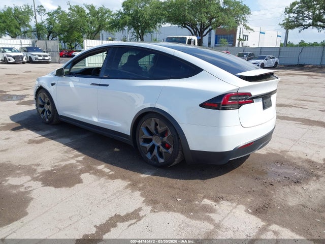 2026 Tesla Model X Plaid მანქანა იყიდება აუქციონზე, vin: 7SAXCBE6XTF483648, აუქციონის ნომერი: 44745472