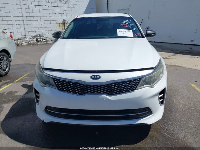 5XXGW4L28HG137540 KIA Optima Sx Turbo