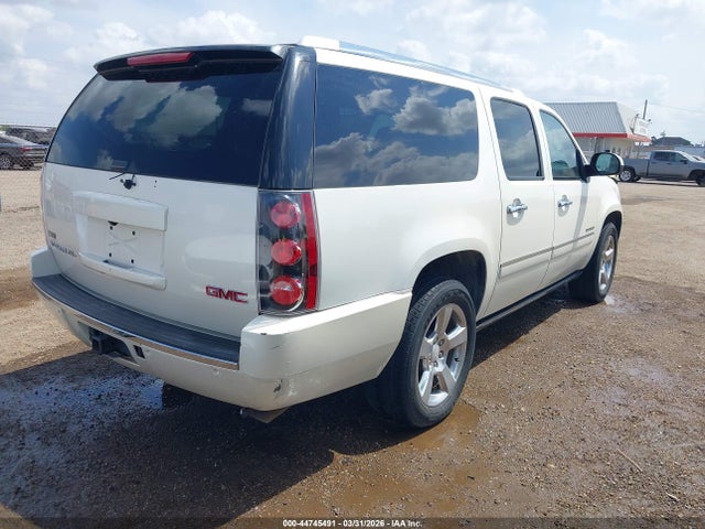 44745491 :رقم المزاد ، 1GKS2MEF2BR259339 vin ، 2011 Gmc Yukon Xl 1500 Denali مزاد بيع