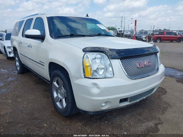 44745491 :رقم المزاد ، 1GKS2MEF2BR259339 vin ، 2011 Gmc Yukon Xl 1500 Denali مزاد بيع