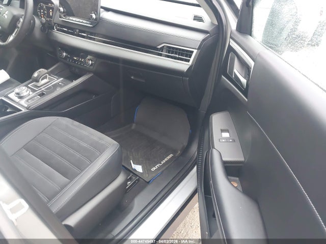 2025 Mitsubishi Outlander Phev Se S-awc მანქანა იყიდება აუქციონზე, vin: JA4T5VA90SZ041990, აუქციონის ნომერი: 44745497