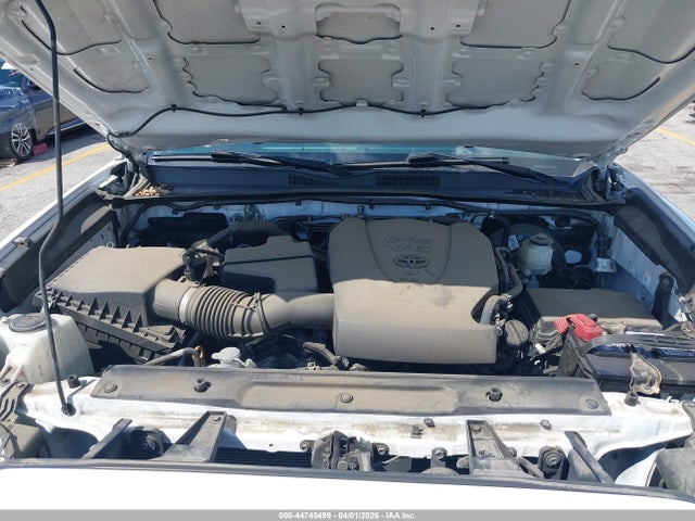 3TMAZ5CNXLM133848 Toyota Tacoma Sr5 V6