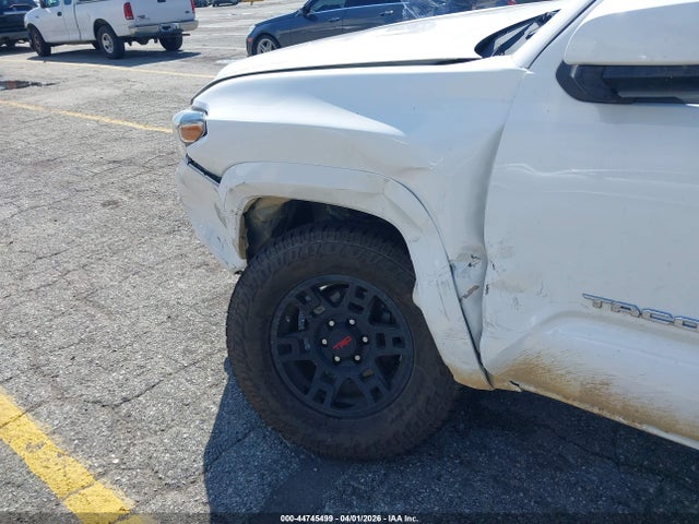3TMAZ5CNXLM133848 Toyota Tacoma Sr5 V6