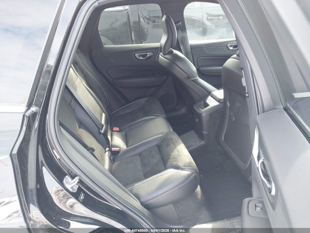LYVBR0DM2KB246565 Volvo Xc60 Hybrid T8 R-design