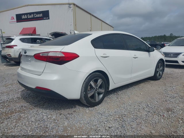 KIA FORTE LX 2018 3KPFL4A73JE169409 Image 4