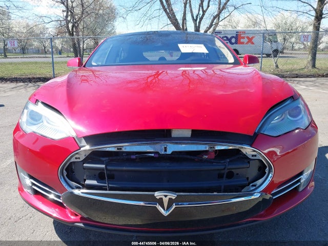 Продаж на аукціоні авто 2013 Tesla Model S, vin: 5YJSA1CN1DFP24709, номер лоту: 44745506