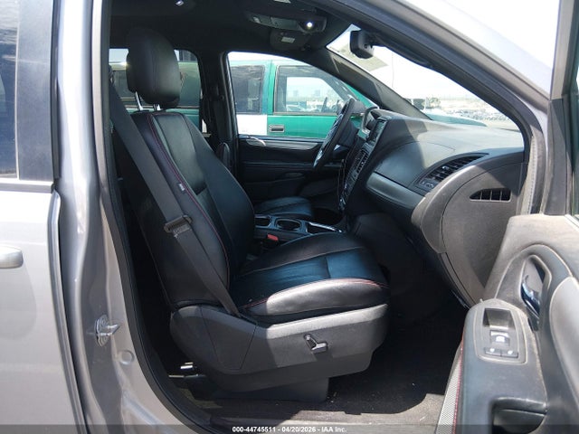 2C4RDGEG3KR519403 Dodge Grand Caravan Gt