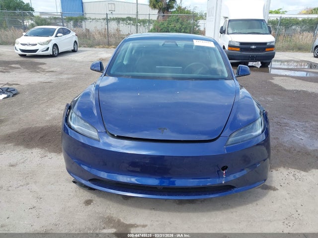 2026 Tesla Model 3 Premium All-wheel Drive მანქანა იყიდება აუქციონზე, vin: 5YJ3E1EB5TF120476, აუქციონის ნომერი: 44745525