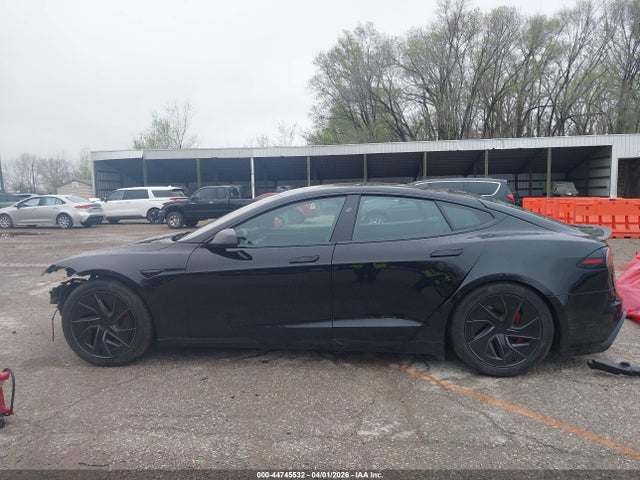 2026 Tesla Model S Plaid მანქანა იყიდება აუქციონზე, vin: 5YJSA1E66TF557543, აუქციონის ნომერი: 44745532