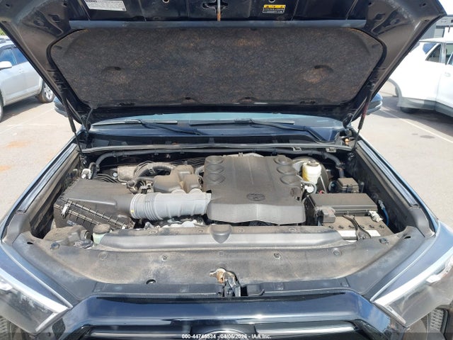 Toyota 4runner 2023 JTEFU5JRXP5300744 Image 10
