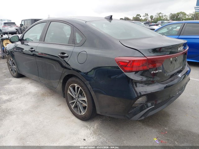 KIA Forte Lxs 2023 3KPF24AD3PE584926 Image 3