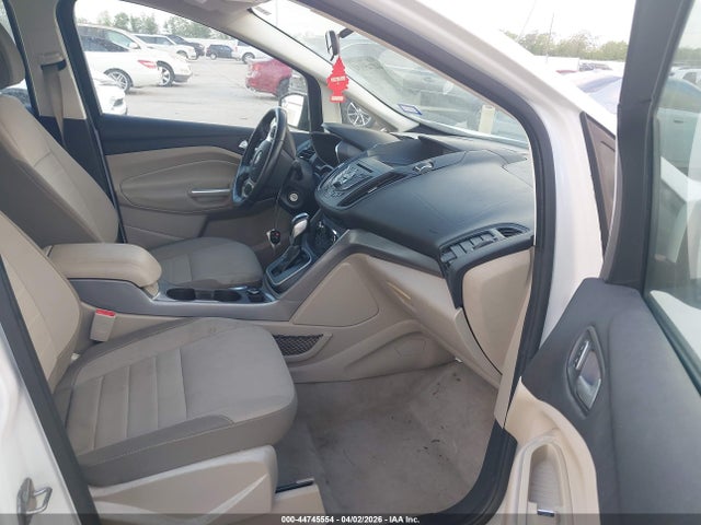 2015 Ford C-max Hybrid Se მანქანა იყიდება აუქციონზე, vin: 1FADP5AU0FL118400, აუქციონის ნომერი: 44745554