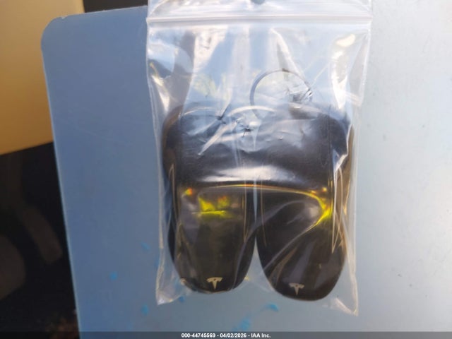 2014 TESLA MODEL S 5YJSA1S12EFP48727 Photo 10