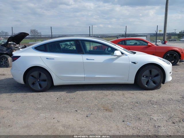Продаж на аукціоні авто 2019 Tesla Model 3 Long Range/performance, vin: 5YJ3E1EB2KF493389, номер лоту: 44745570