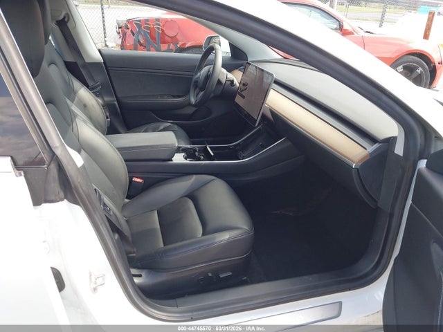 Продаж на аукціоні авто 2019 Tesla Model 3 Long Range/performance, vin: 5YJ3E1EB2KF493389, номер лоту: 44745570