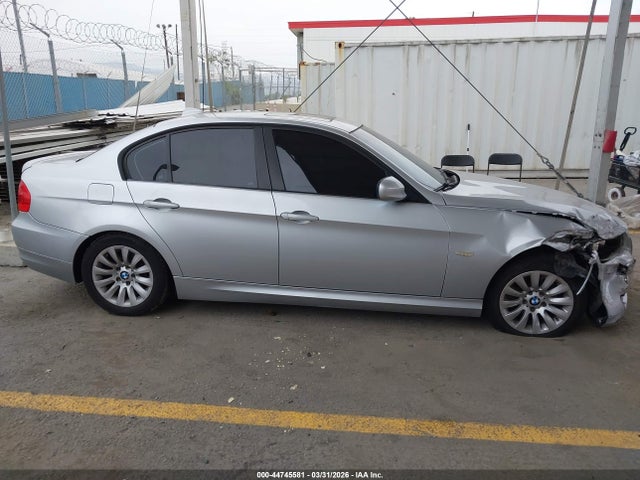 Продажа на аукционе авто 2009 Bmw 328i, vin: WBAPH57559NM32599, номер лота: 44745581